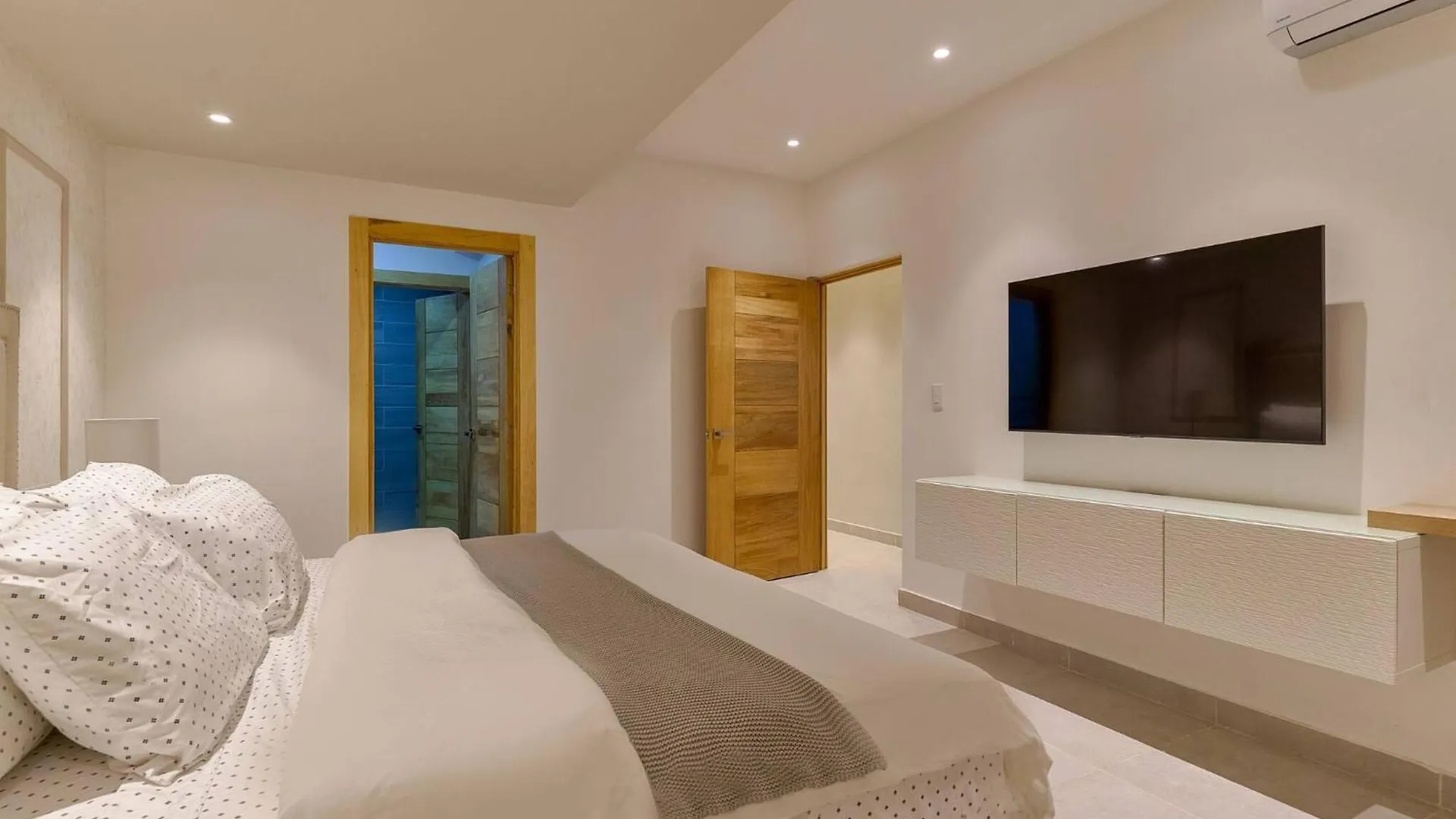 Oasis Urbano Family 2Br Pool Gym Apartment Santo Domingo Dominican Republic